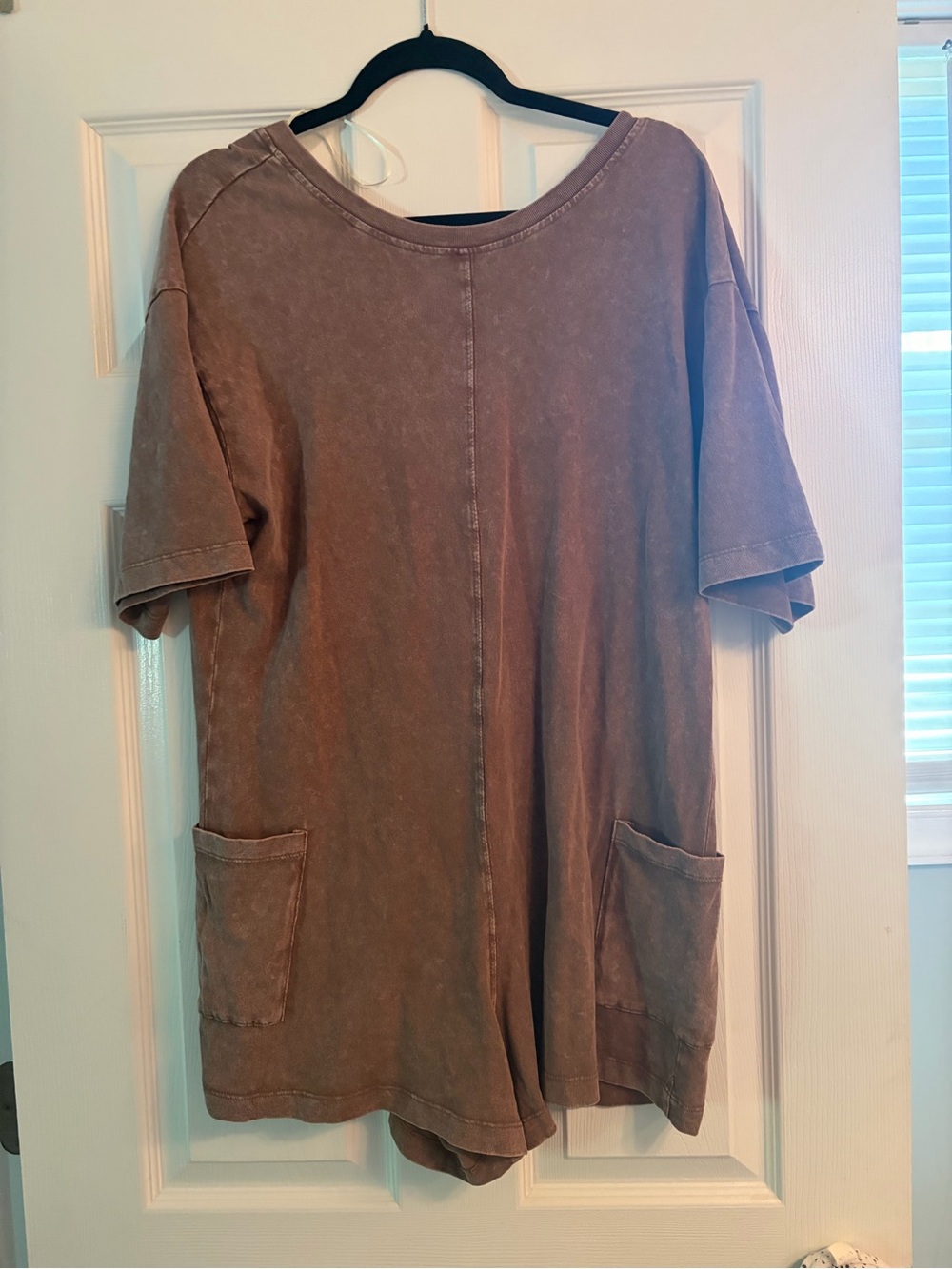 Double Zero Short-Sleeve Romper NWOT - Picture 3 of 4